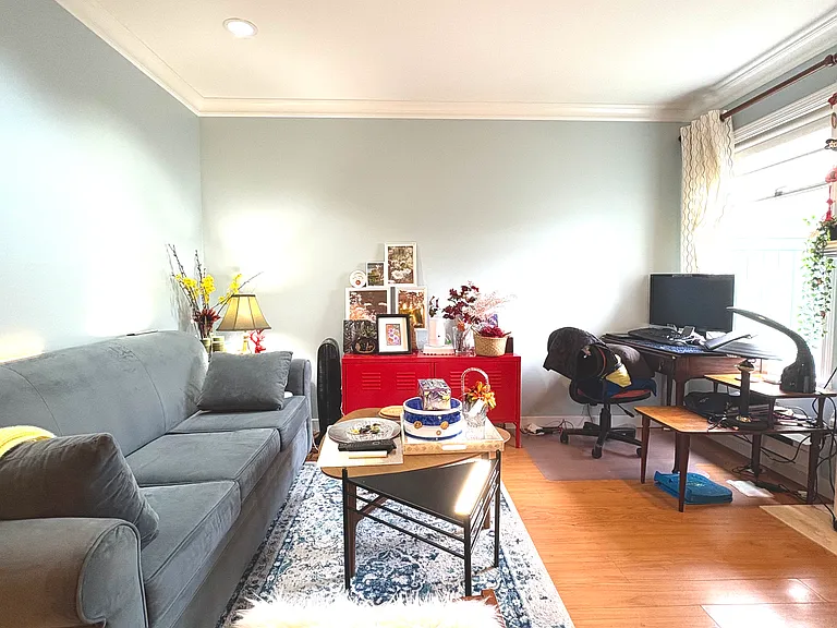 7140 Barnet Rd #201 — Photo 1