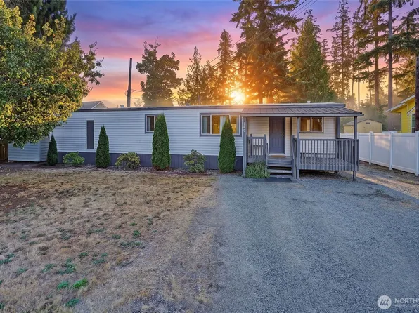 847 Patricia Ann Drive, Camano Island, WA 98282