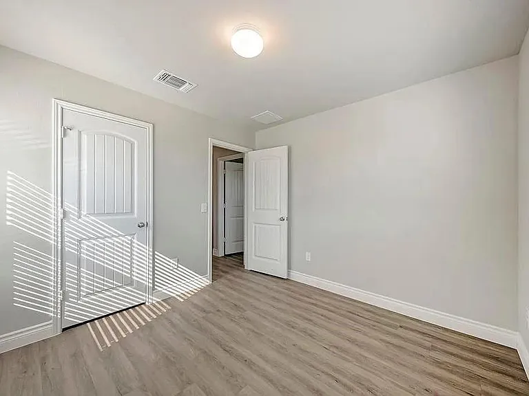 6713 Branrust Dr — Photo 24