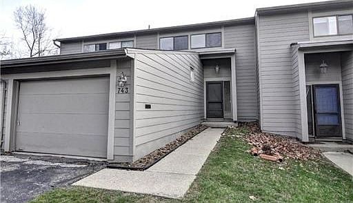 1st image of 743 Skynob Dr