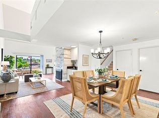 700 Esplanade APT 32, Redondo Beach, CA 90277