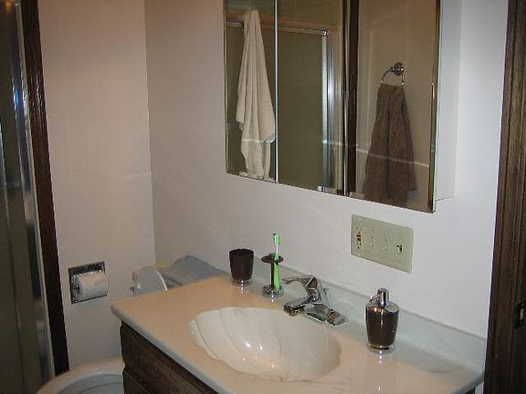 4th image of 5411 S Saint Francis St