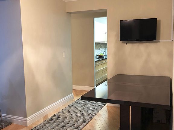 3rd image of 6735 Yellowstone Blvd APT 5H