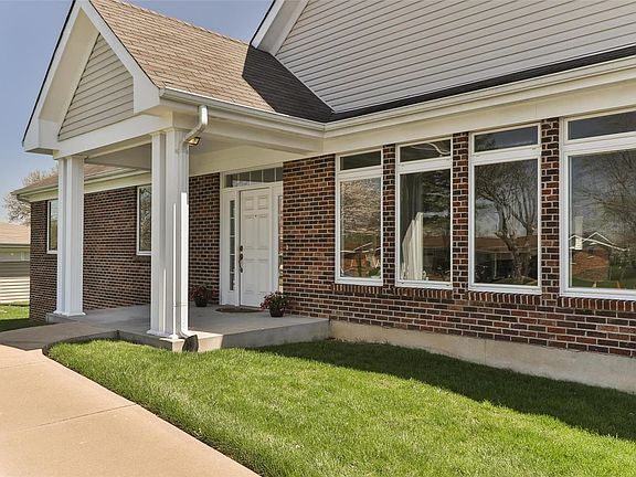 2nd image of 9558 Indian Meadows Dr
