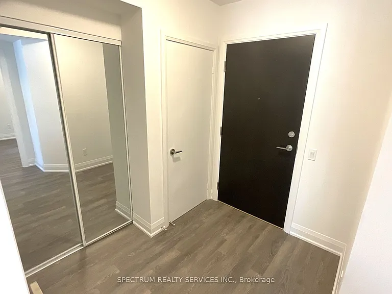 1461 Lawrence Ave W #306 — Photo 15