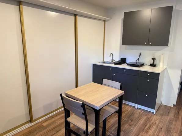 (undisclosed Address), Saratoga, CA 95070