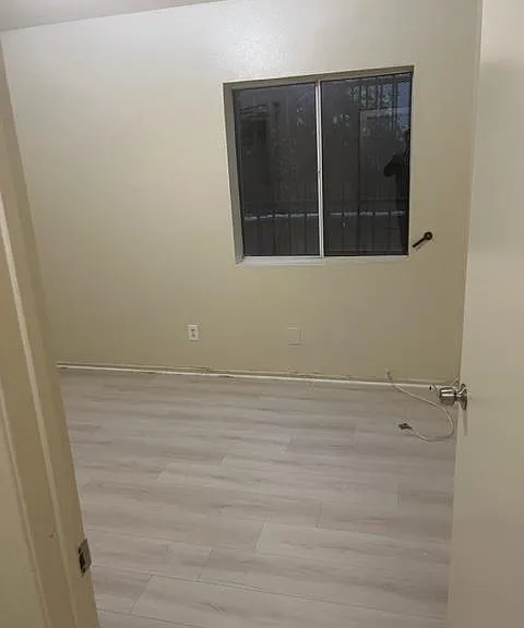 5243 Huntington Dr N #2 — Photo 7