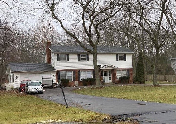 1st image of 3272 Middlesax Dr