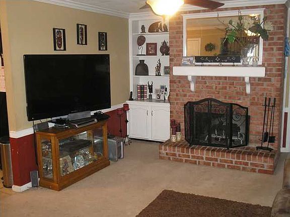 3rd image of 6707 Spivey Ct