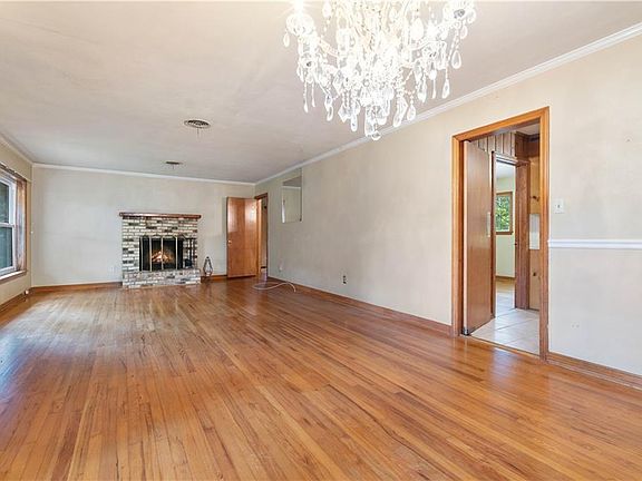 5th image of 4700 Oxford Drive