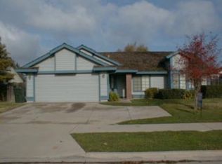 7573 Pocket Rd, Sacramento, CA 95831