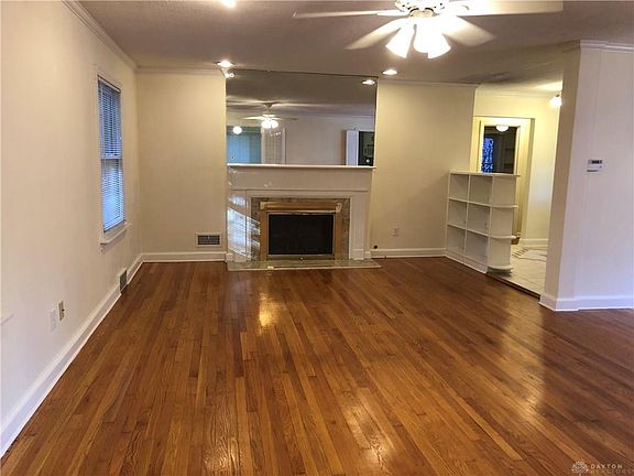 5th image of 3921 Lenox Dr