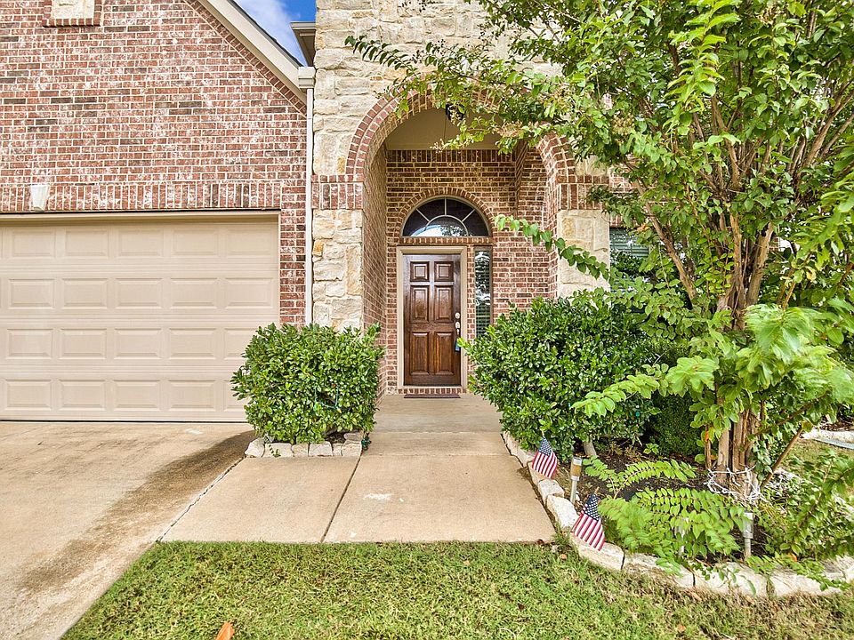 1st image of 1067 Valley Vista Dr