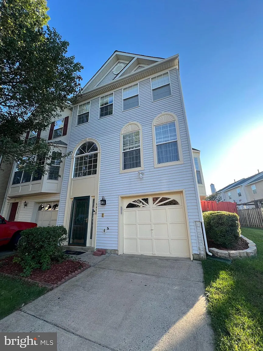 9430 Wilcoxen Dr photo 1