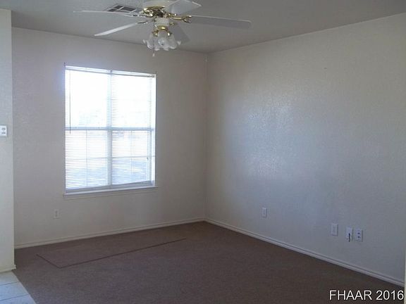 4th image of 139/141 Armadillo Ln