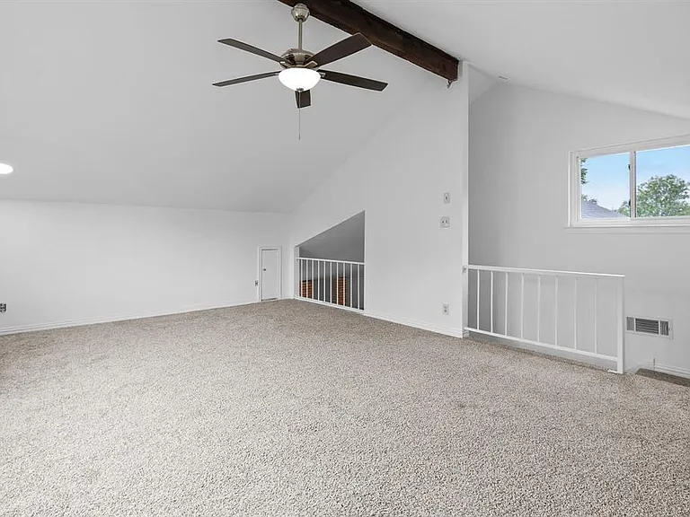 1401 Meadowmear Dr — Photo 22