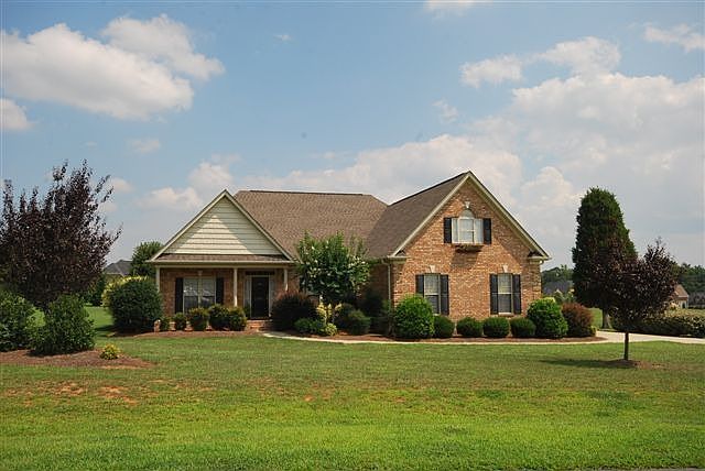 1st image of 601 Wigeon Dr