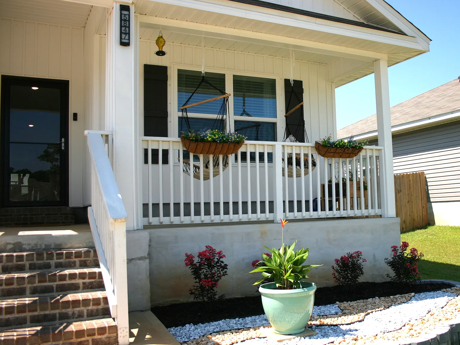4 bed, 1787 sqft, $2,200 — Photo 2
