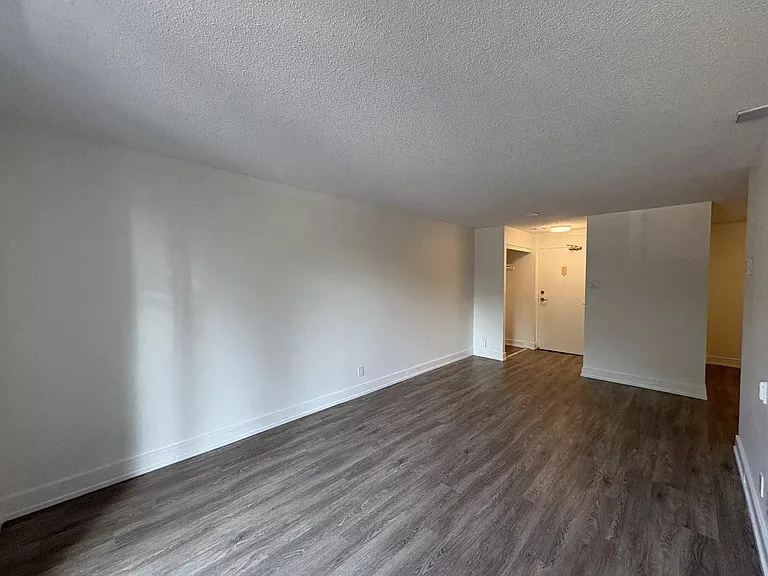 286 Chandler Dr #109 — Photo 9