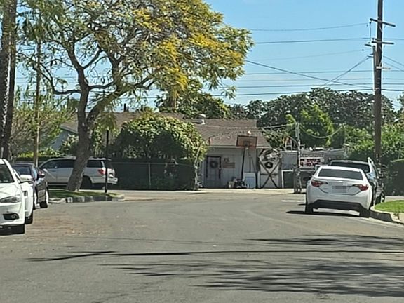 4th image of 2320 W 12th St