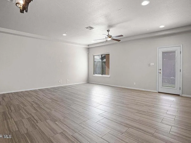 3117 Randall Joseph St — Photo 17