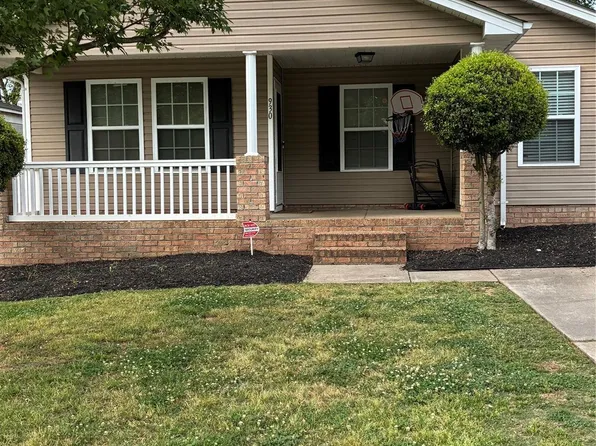 930 Wainwright Ave, Charlotte, NC 28206