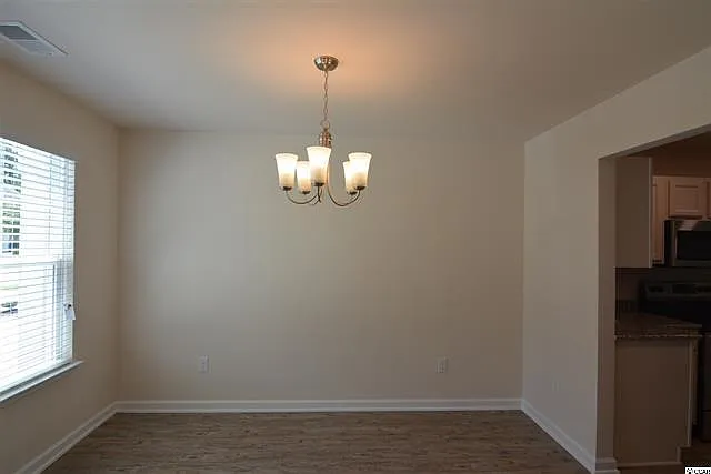 4 bed, 3.5 bath, 1897 sqft, $2,200 — Photo 3