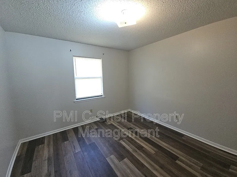 2 bed, 1.0 bath, 794 sqft, $1,195 — Photo 4