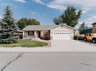 2319 Laura Ln, Montrose, CO 81401