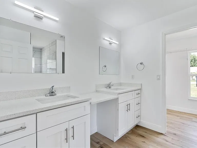 238 Locust Pass Ln — Photo 11