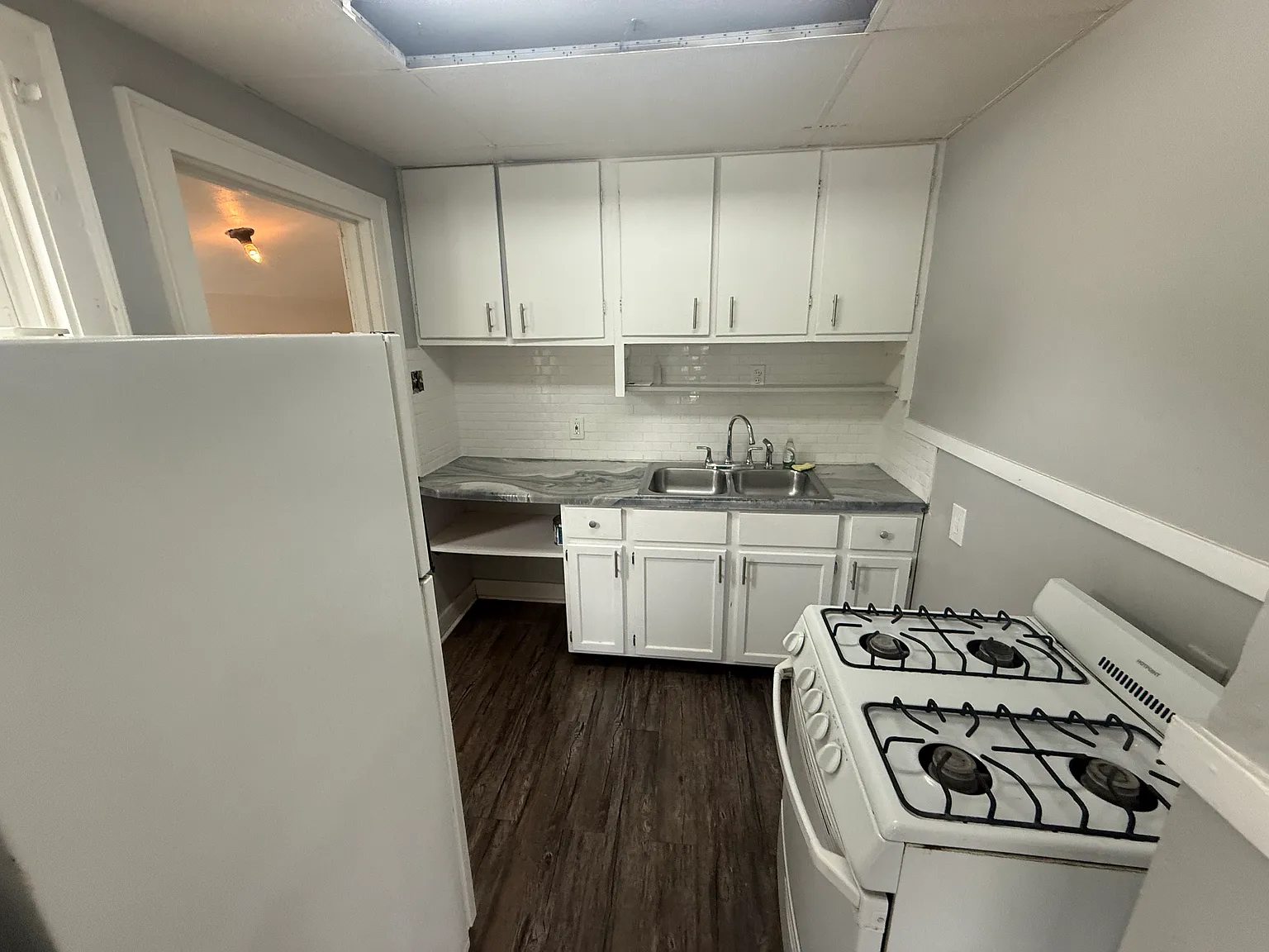 1 bed, 800 sqft, $695 — Photo 4