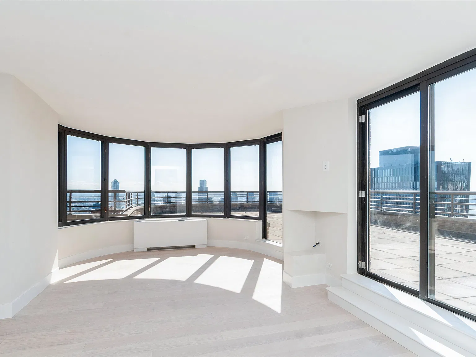 330 East 38th Street — Photo 1
