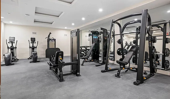 Rented by REAL New York | media 51