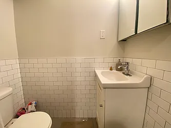 Rented by NY Space Finders Inc.