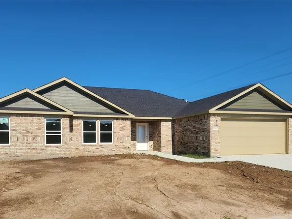 1917 Topaz Rd, Pryor, OK 74361