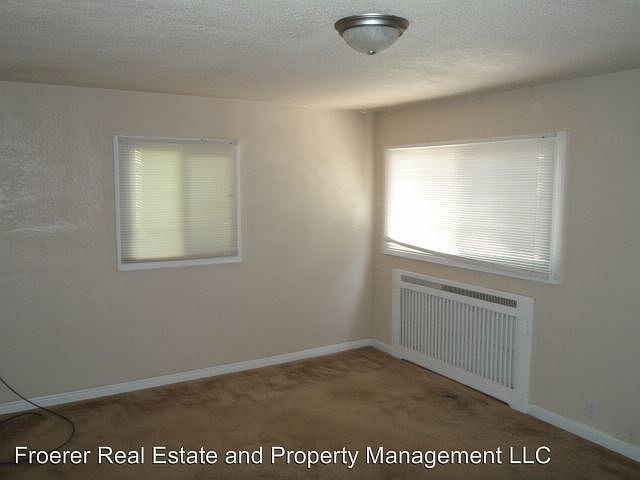 2nd image of 430 35th St APT 3