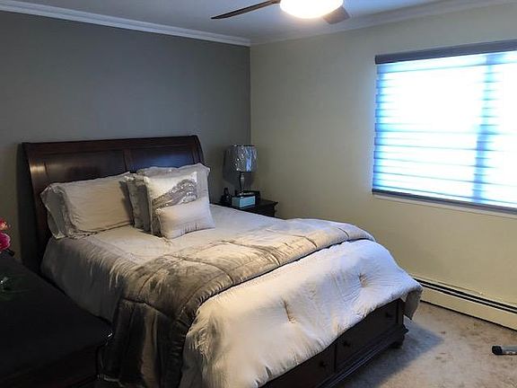 5th image of 1844 Bedford Ave #1