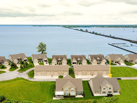2nd image of 2953 S Waterside Court Bayshore