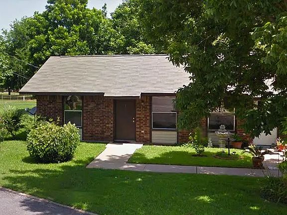 4th image of 1020 Laura McLean Ln #4881