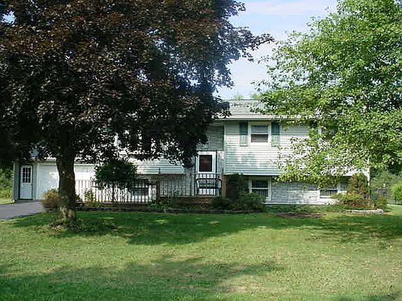 5th image of 5 Lyons Dr