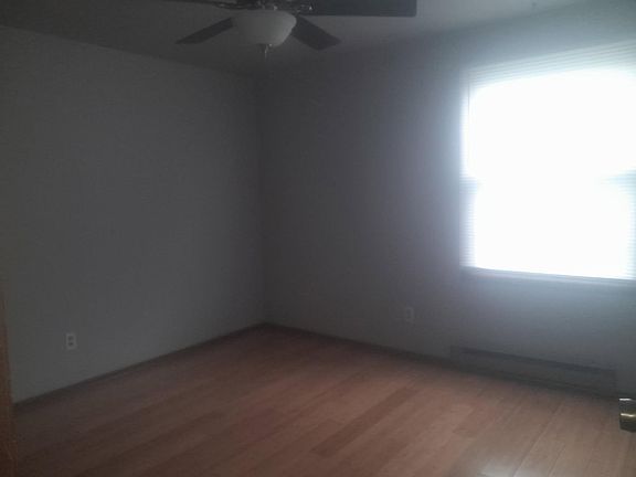 2nd image of 3918 Mishicot Rd #101