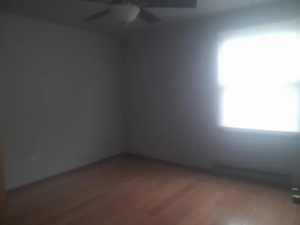 3918 Mishicot Rd #101, Two Rivers, WI 54241