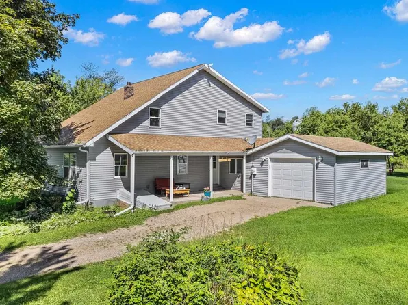 8980 4TH AVENUE, Almond, WI 54909