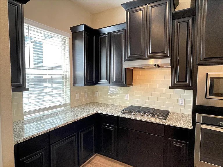 10418 Quiet Courtyard Rd — Photo 10