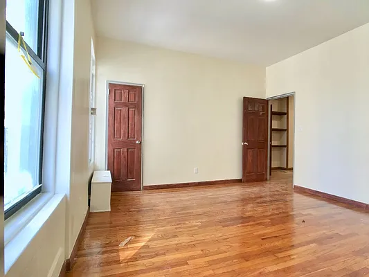 Rented by Sovereign Associates | media 10