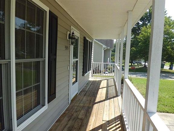 3rd image of 3505 Sidneys Way