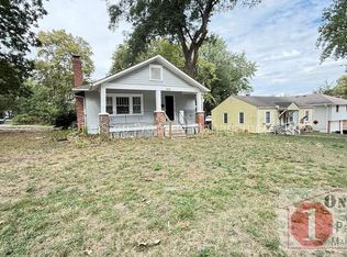 400 E Gudgell Ave, Independence, MO 64055