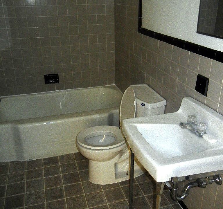2nd image of 705 Briarcliff Rd APT 9