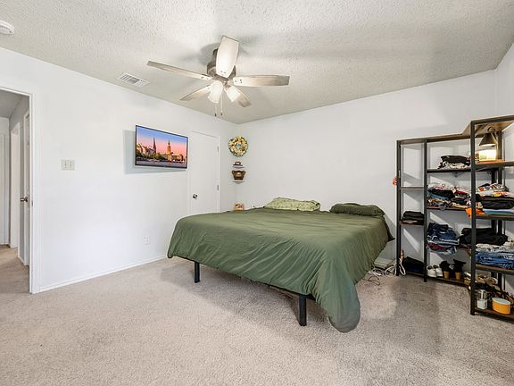 5th image of 6419 Elm Springs Dr