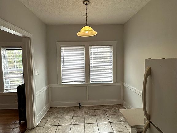 4th image of 1847 E 87th St APT 304